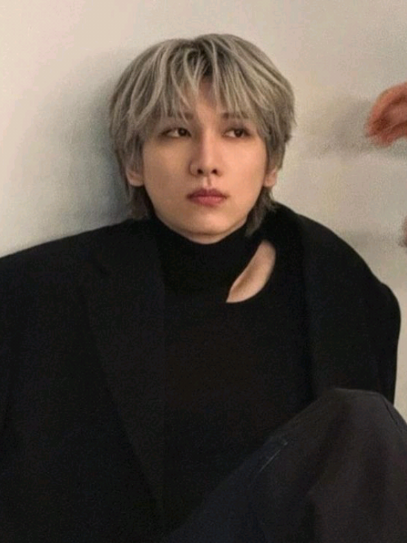 @𝐄'ᵐˣ ☽̶☾¹²⁷🍒⋈⁷🌙
