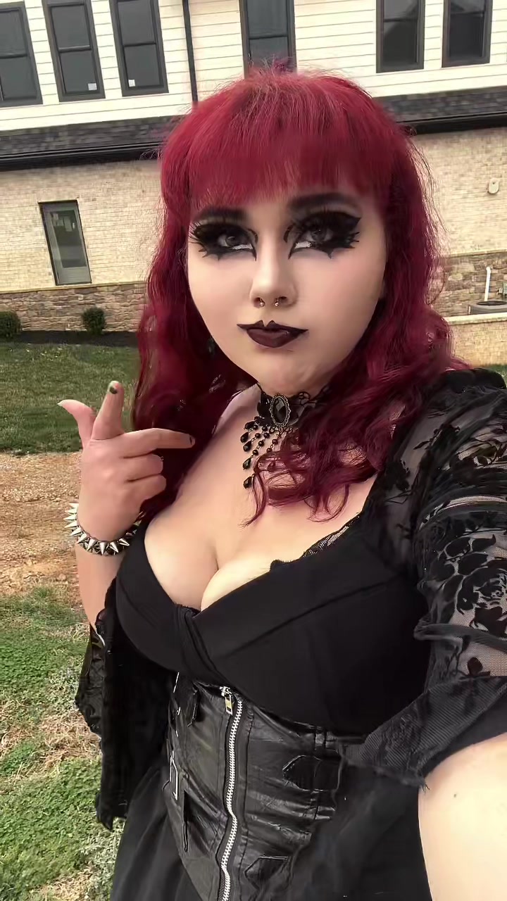 @becca 🦇