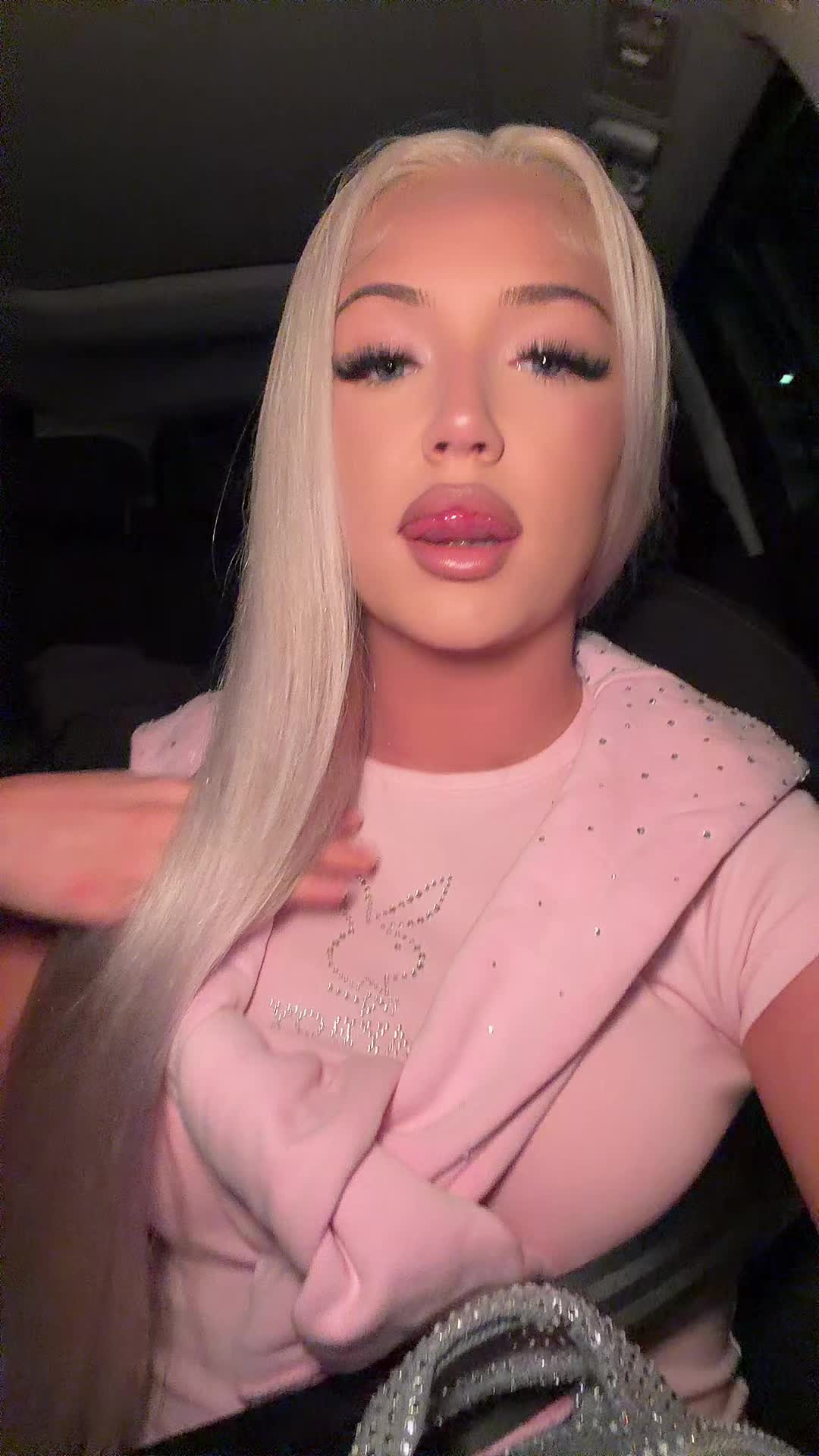 @livalyena