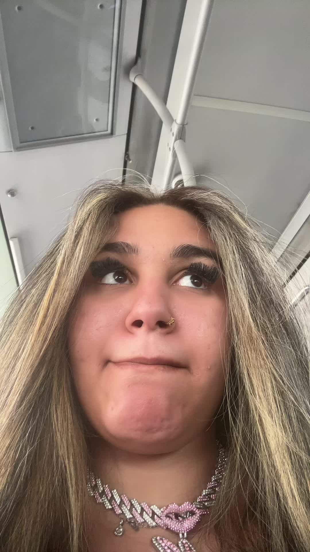 @poupiya42