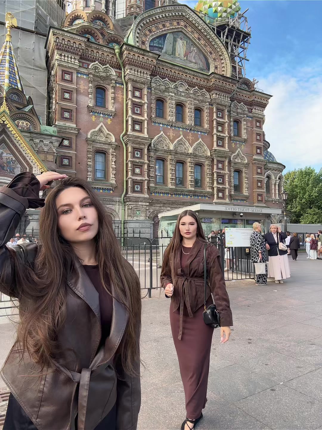 @👸🏻🖤