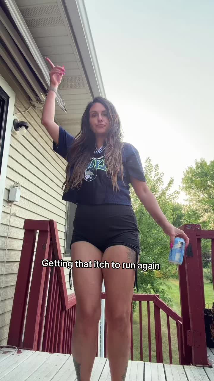 @Barefootmamamn