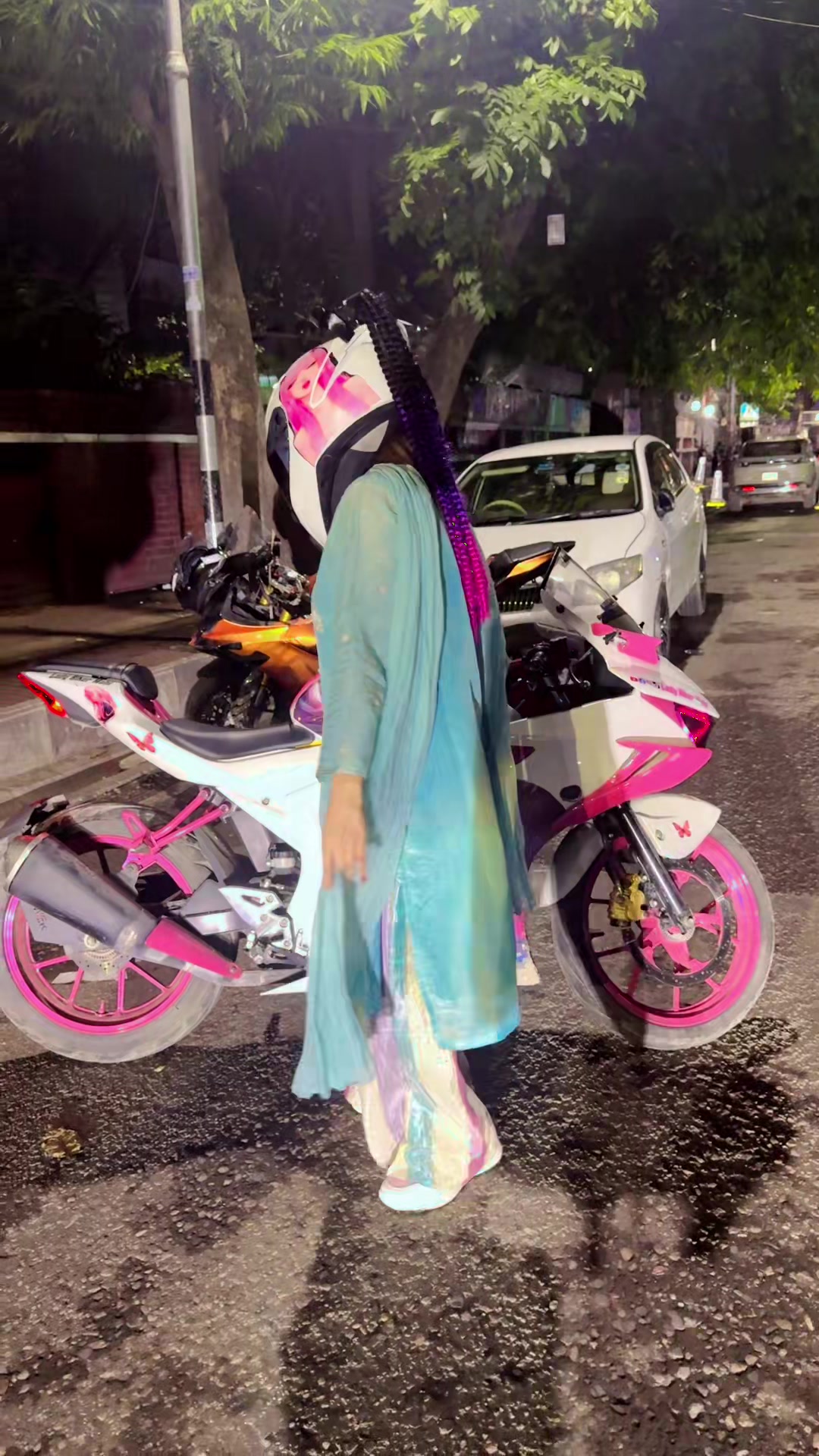 @Lady Biker Mahi