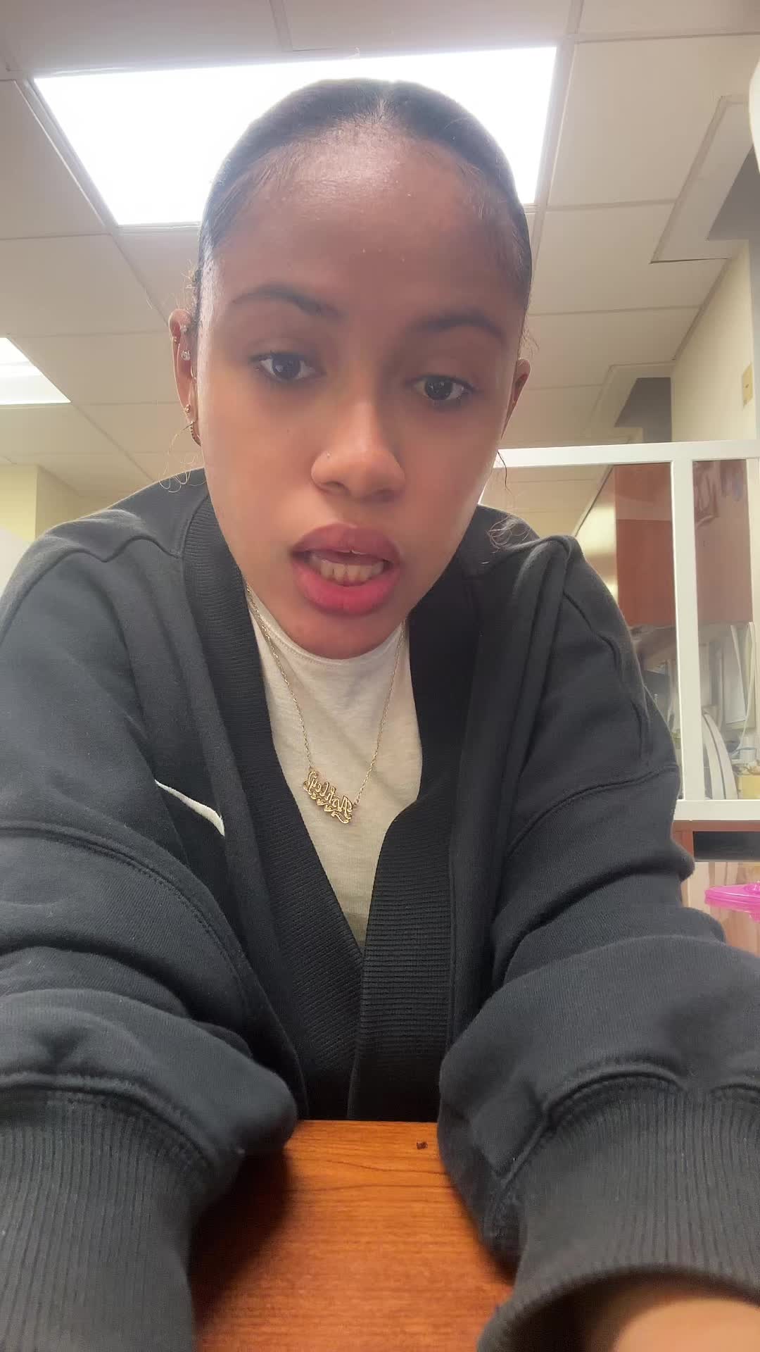 @Myleftcheeck