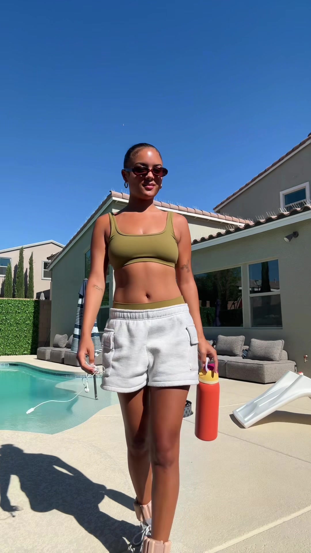 @isabellaloafea