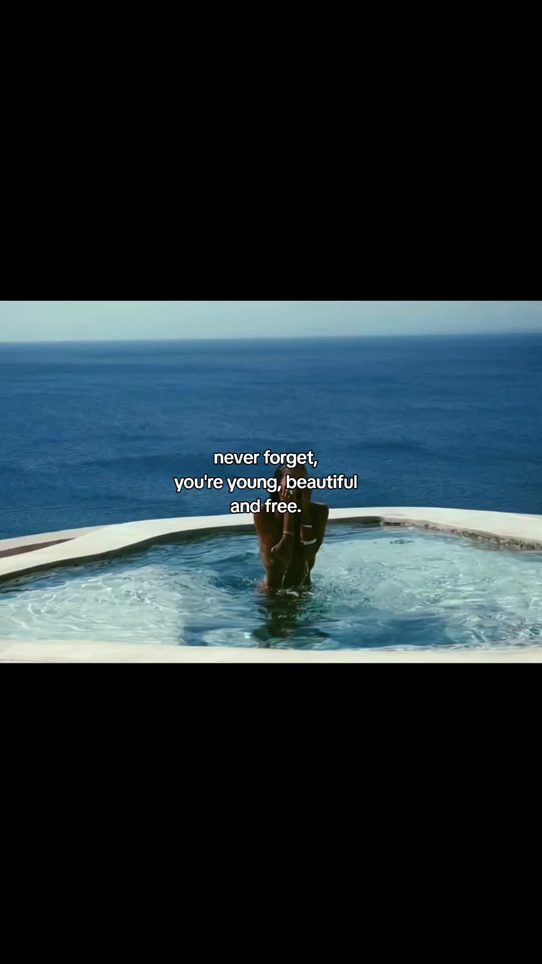 @𝐒'
