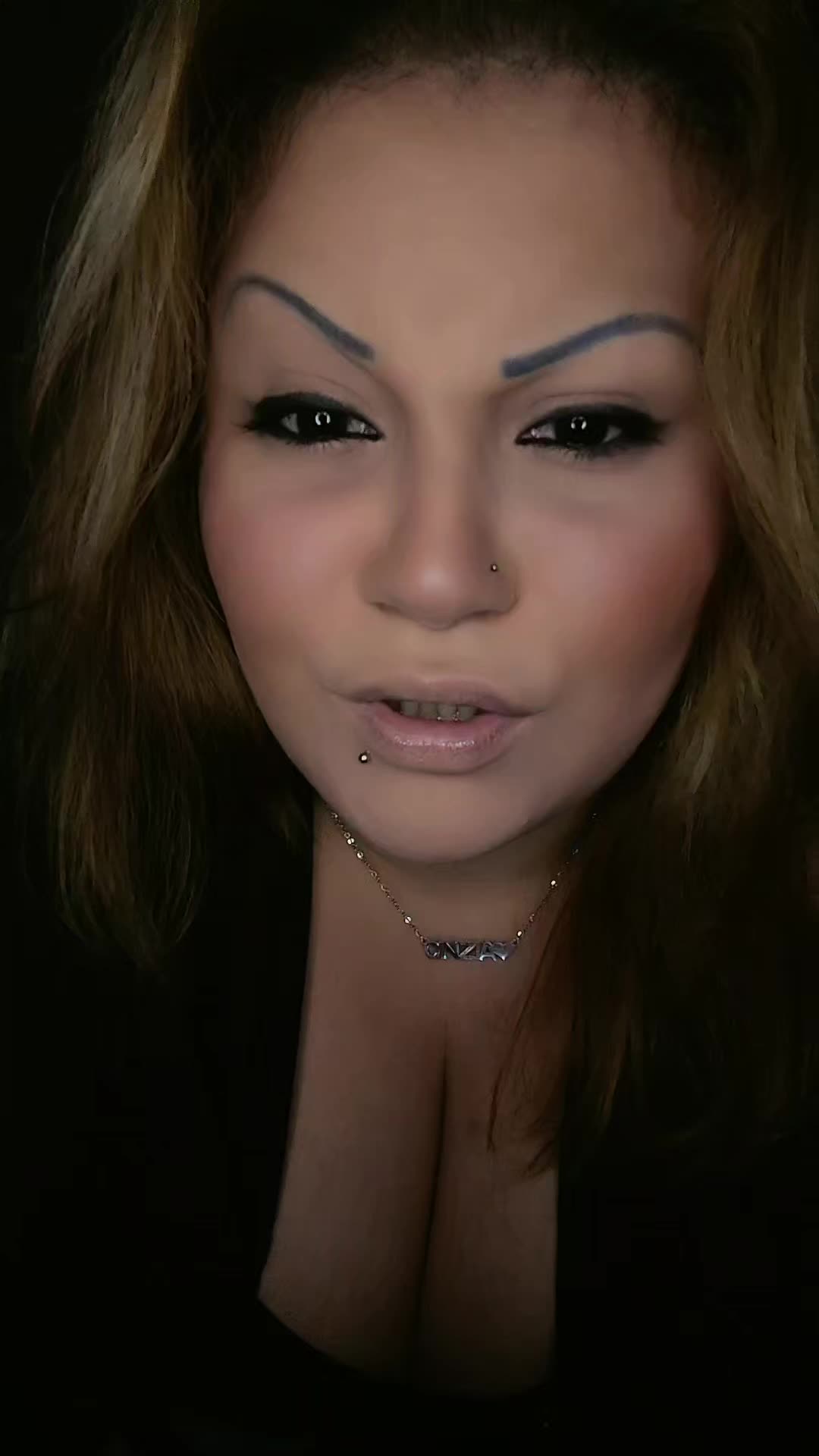@ℭ𝔦𝔫𝔷𝔦𝔞𝔏𝔞𝔇𝔦𝔳𝔞