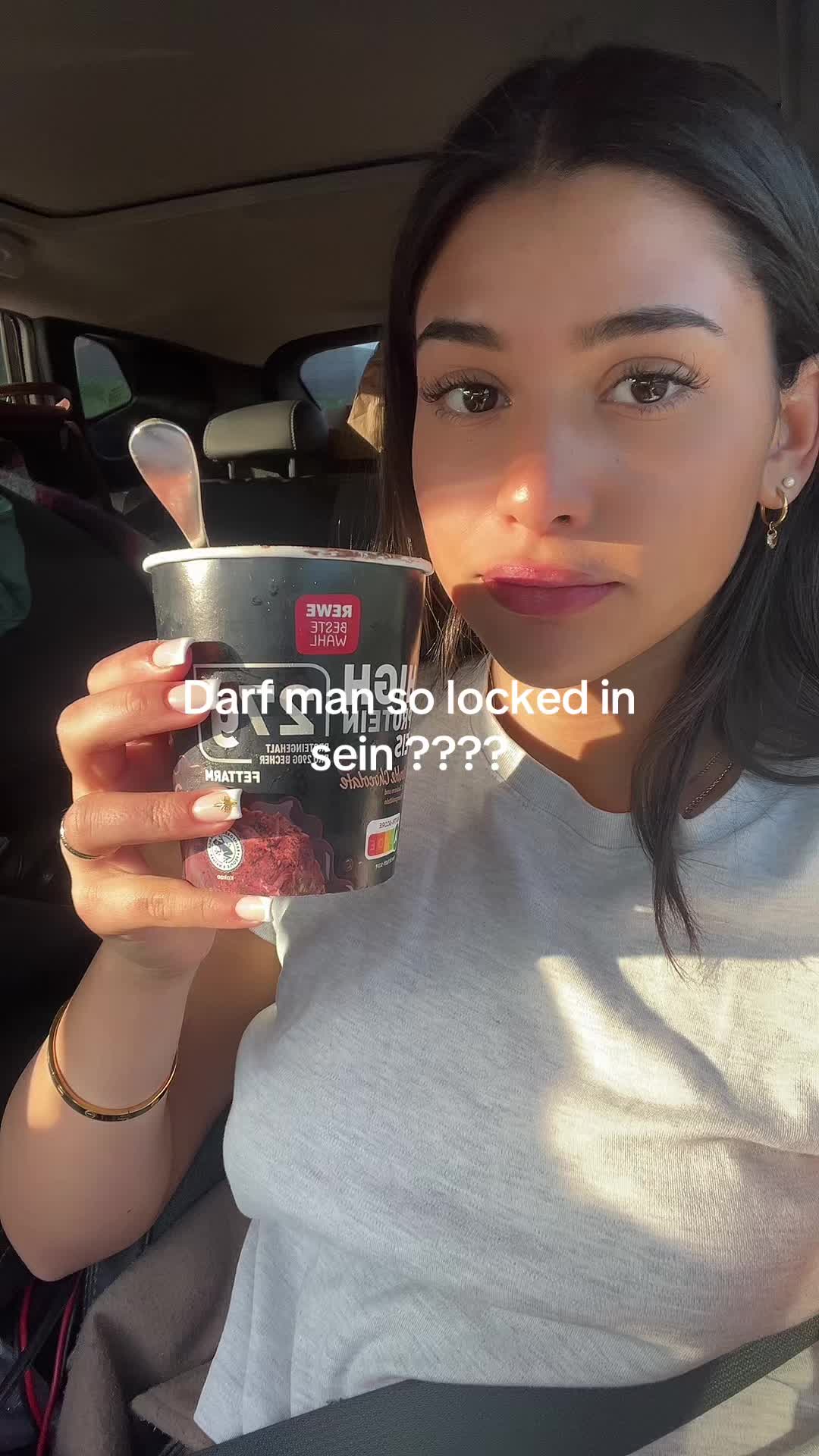 @𝐀𝐥𝐢𝐲𝐚𝐡