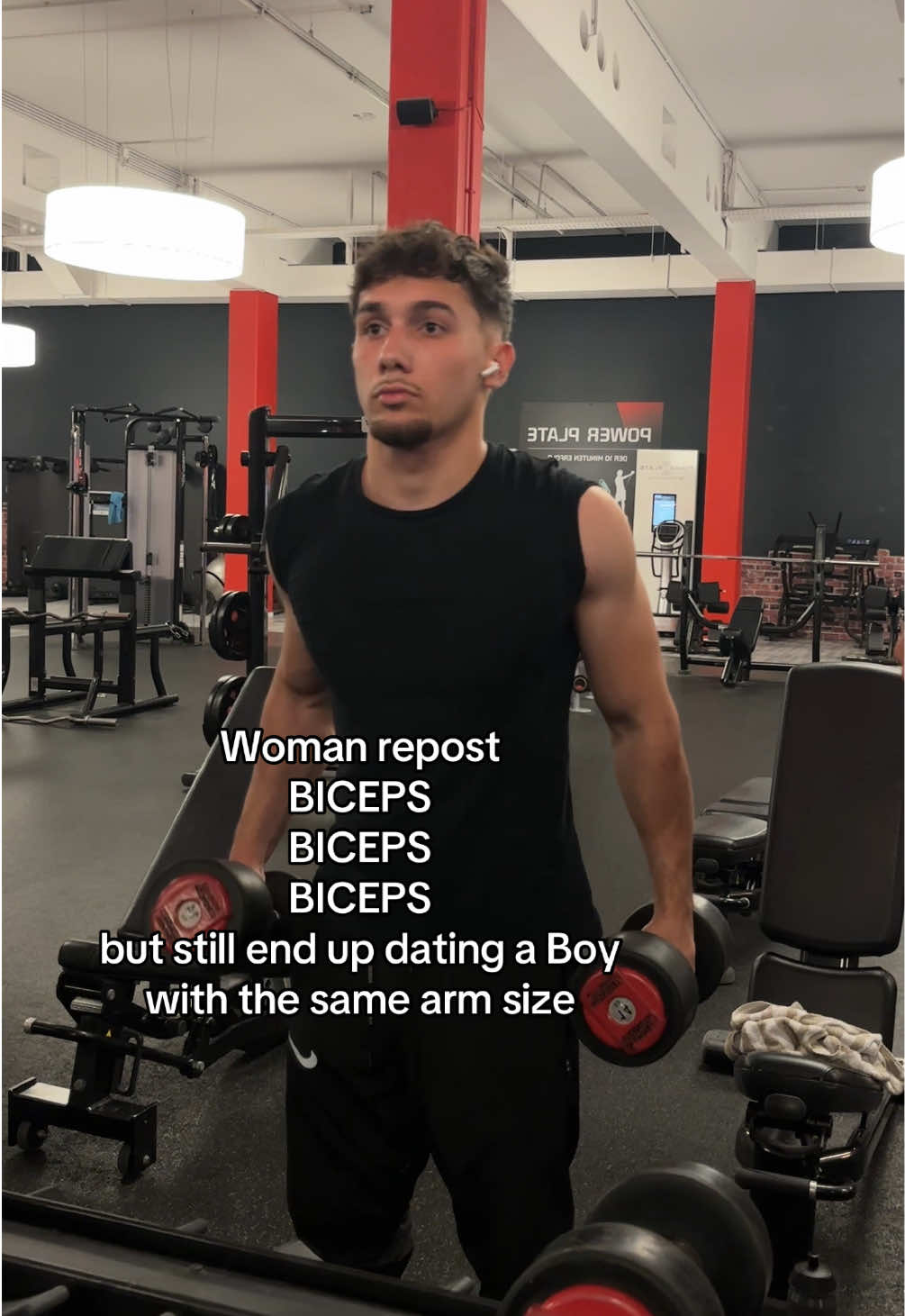 @🦇