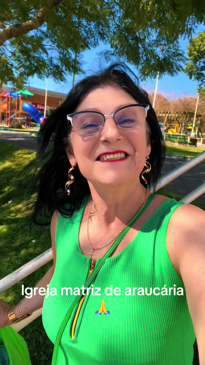 @&Eacute;dina a bonitona do Tiktok💃