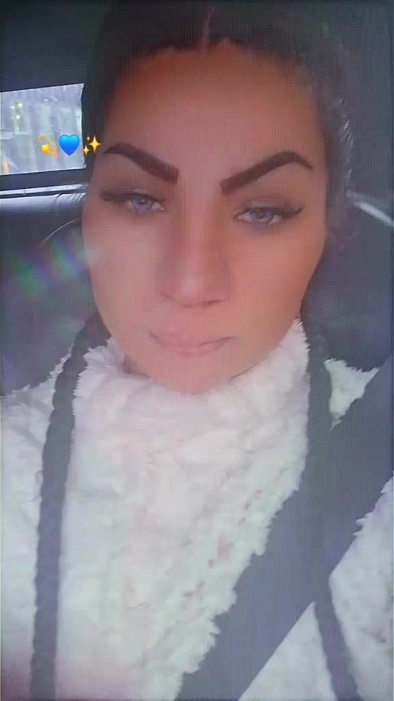 @Andreea Simon