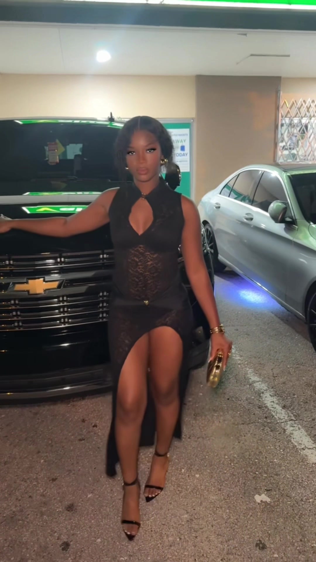 @Michaela🎀👩🍳🏋️♀️🍷✈️🌴