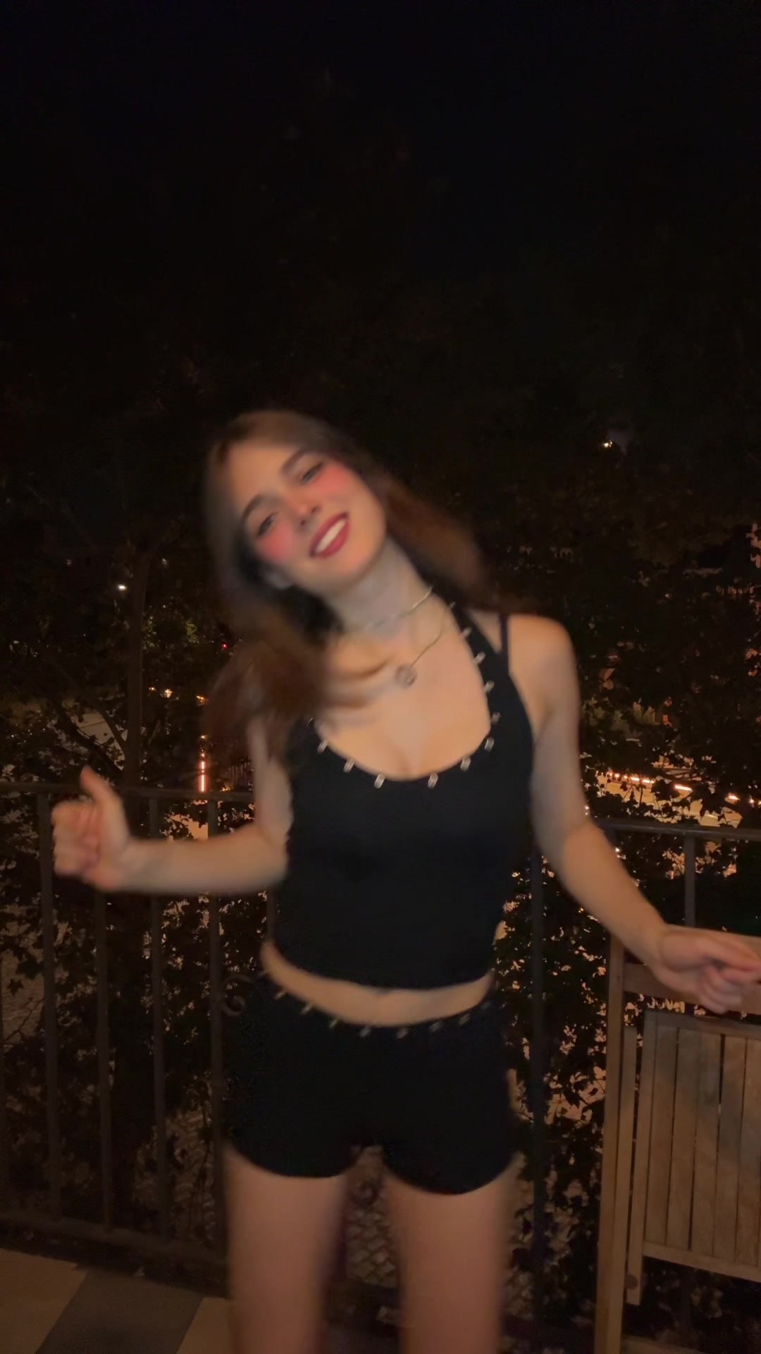 @Yana Vys