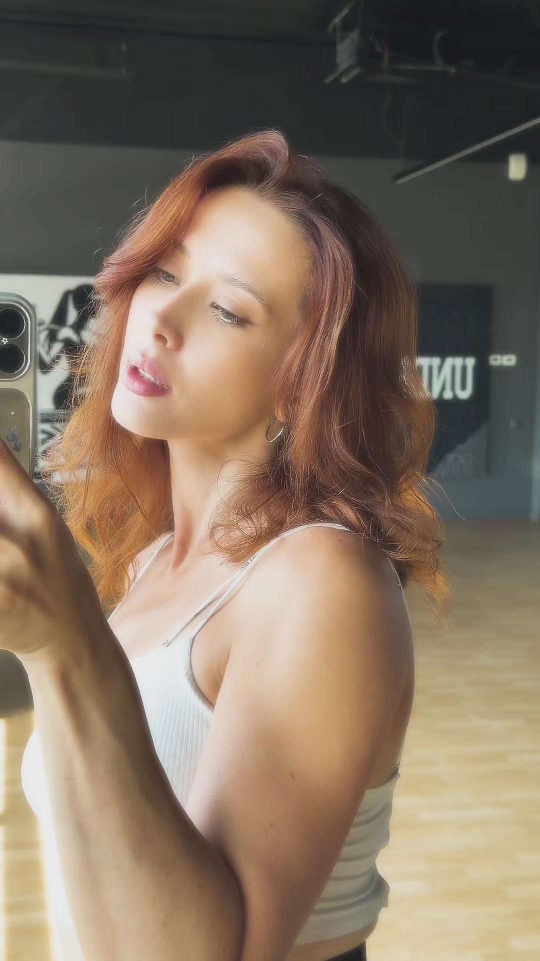@_LINA_LI_10