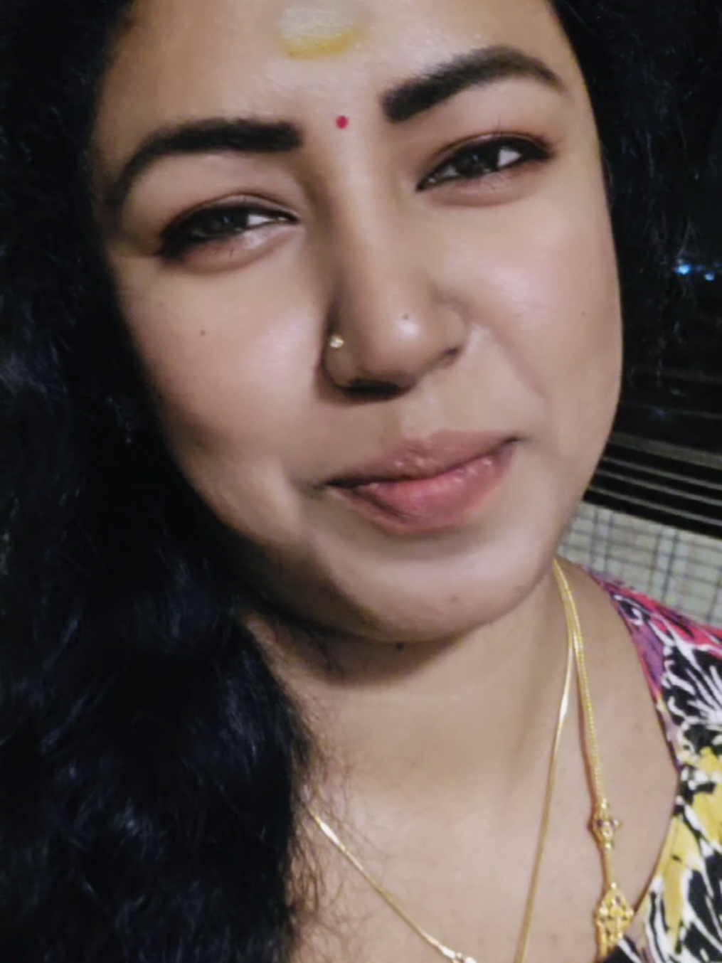 @KaraikudiPonnu_Leka