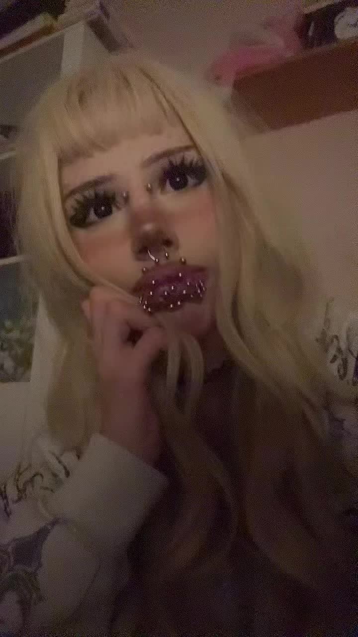 @kissym0lly