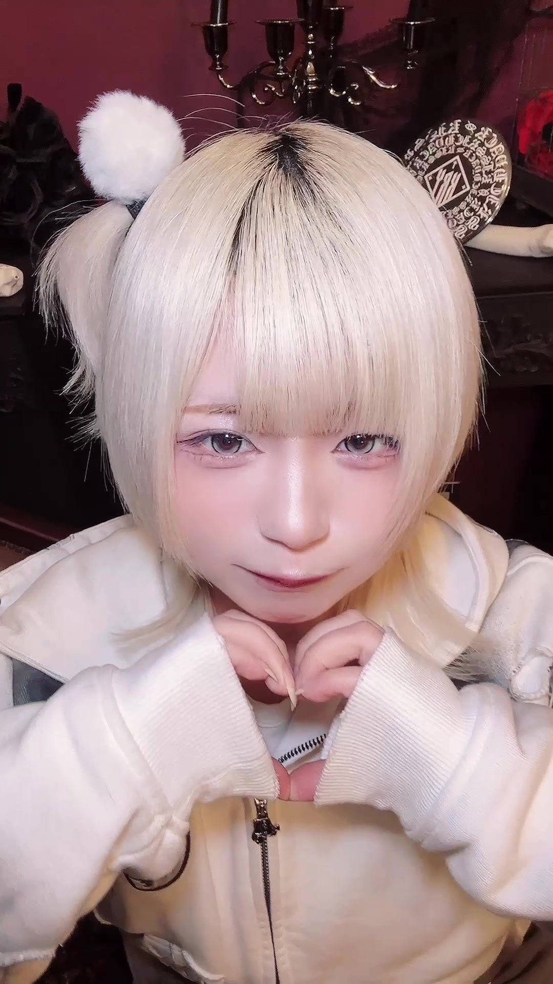 @薊みぃ