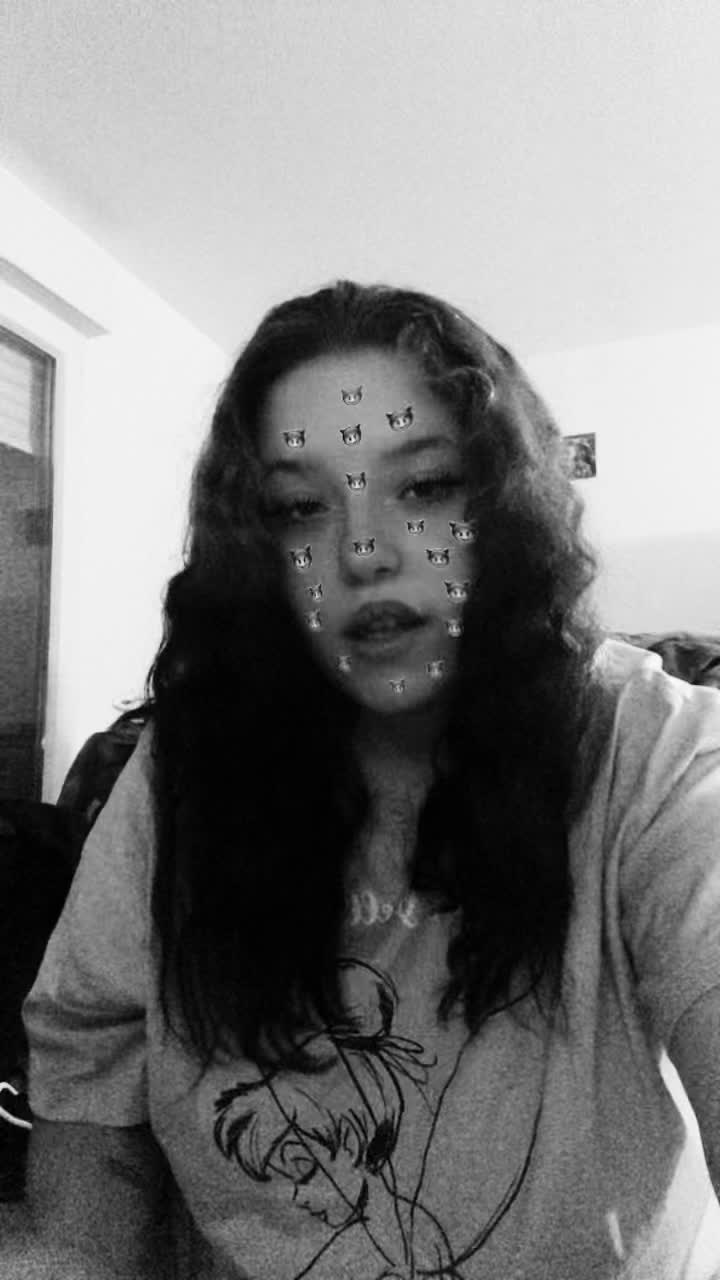 @🕊️ mom of l&eacute;o 🕊️
