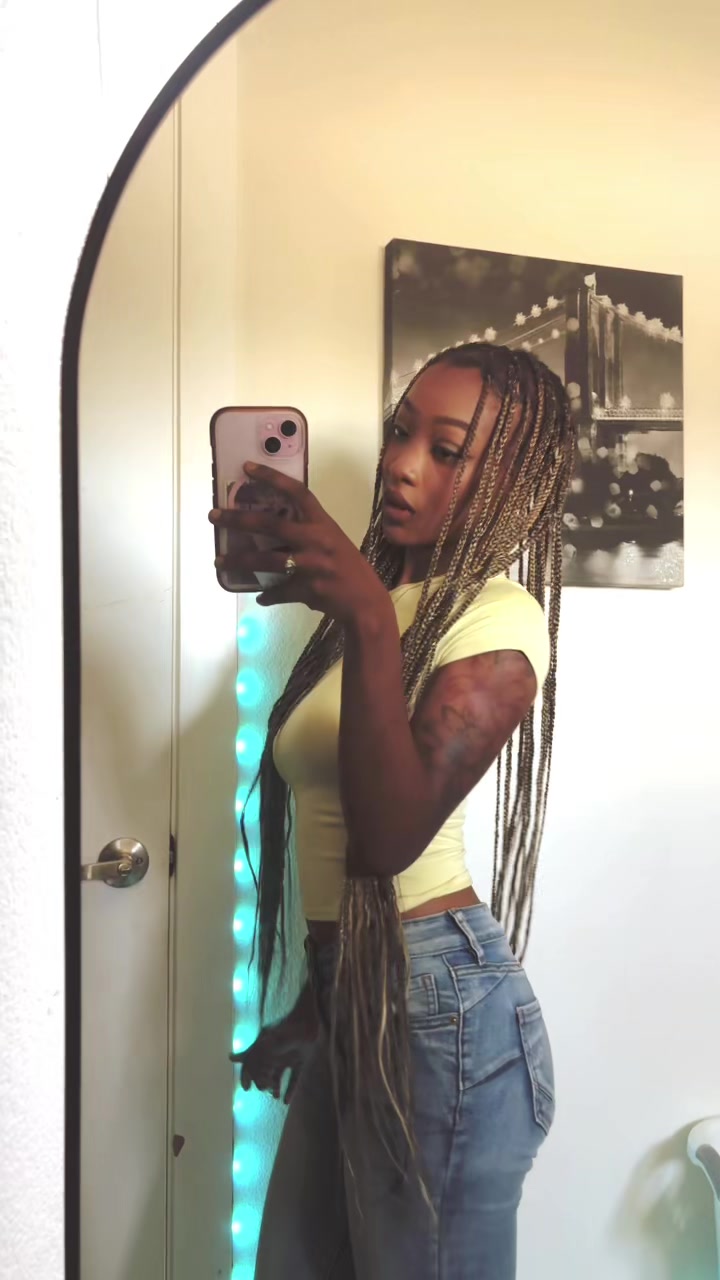 @saniyahruthrose