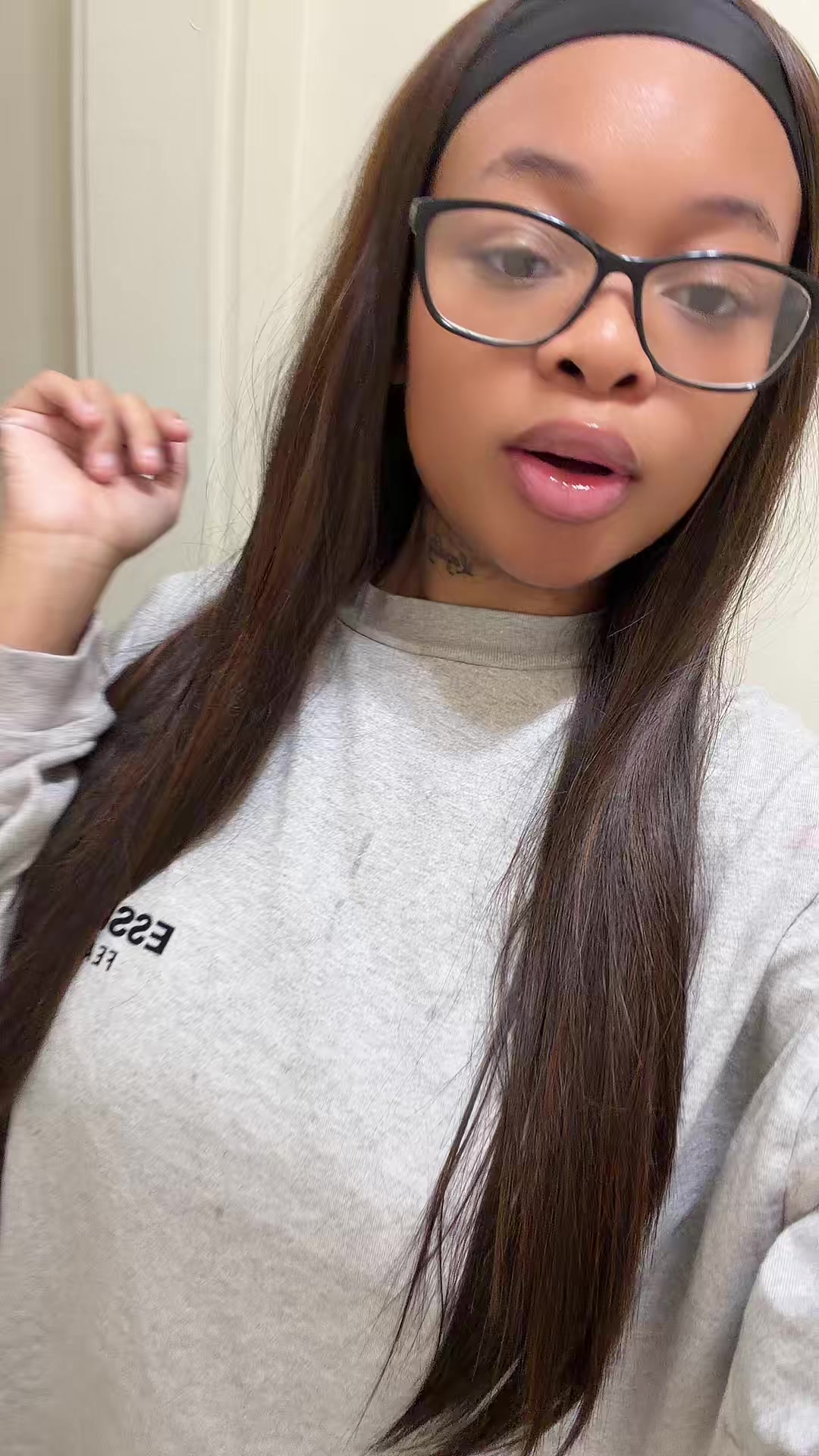 @Xoxonashell