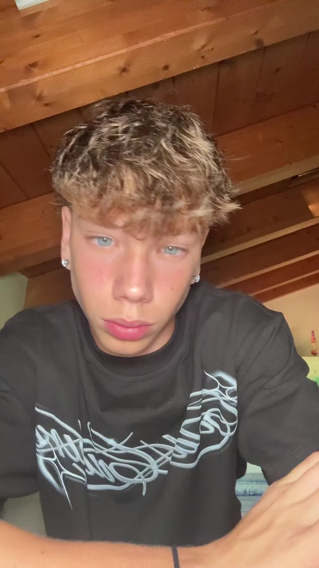 @𝒜𝒱ℰℛ𝒢𝒜💋