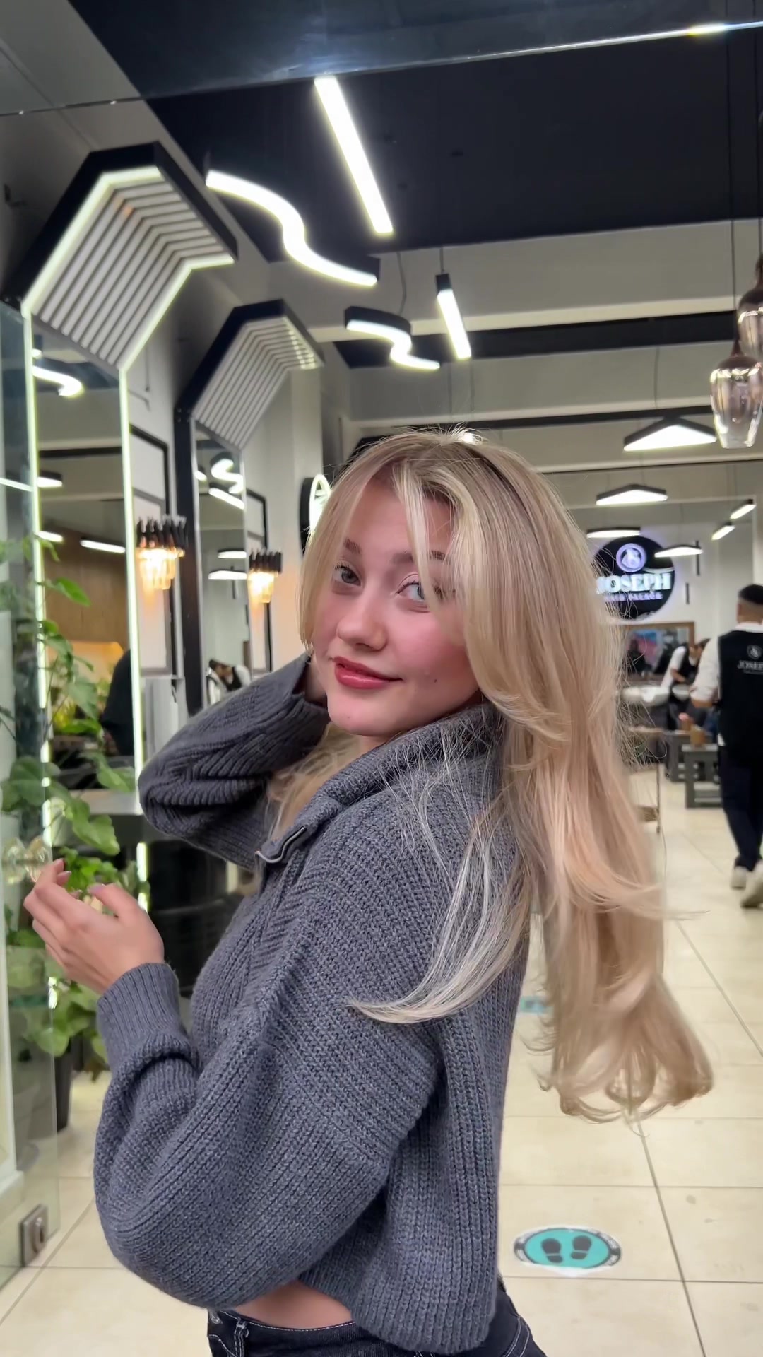@Joseph Hair Palace