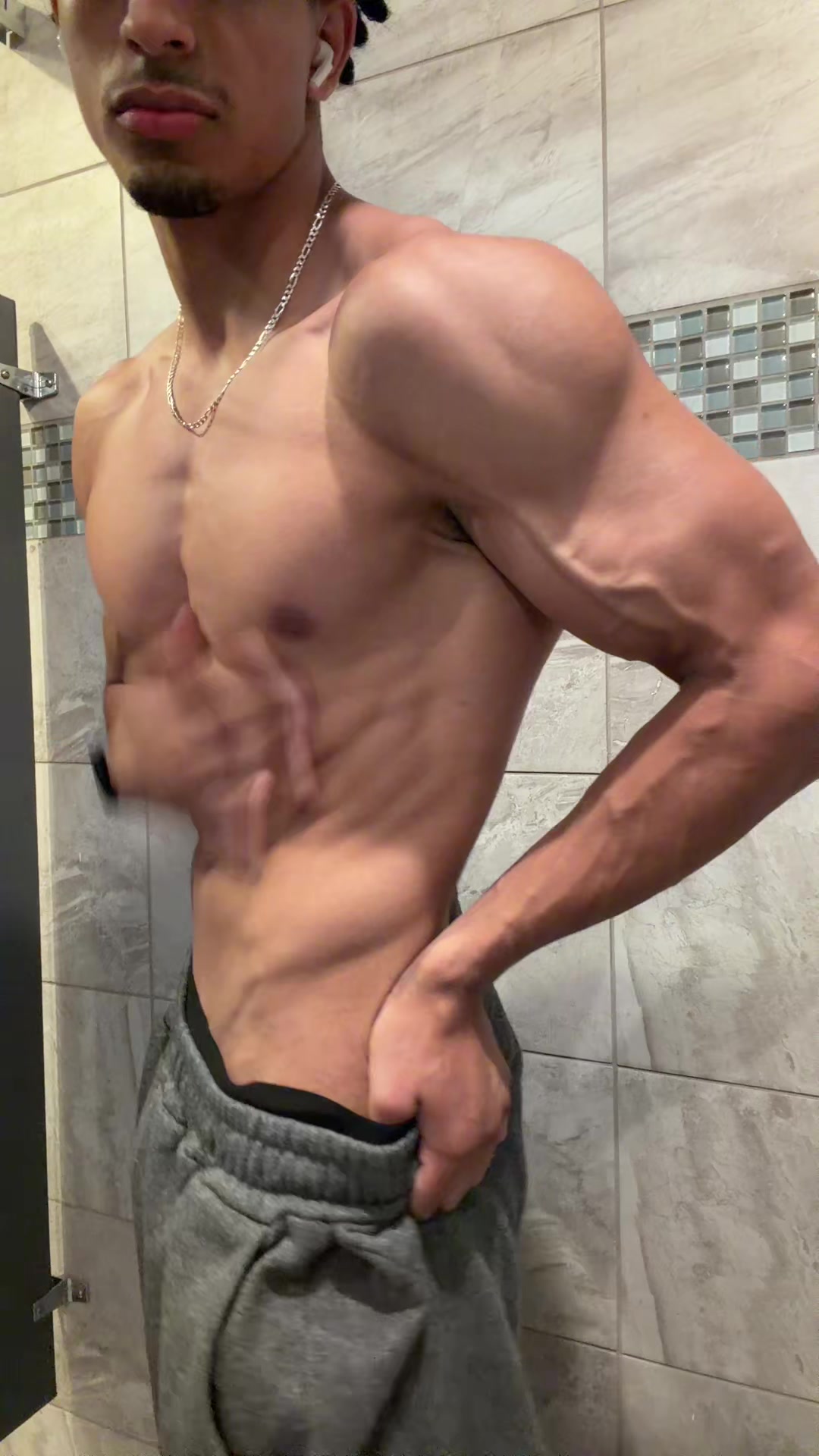 @ahmadlifts10