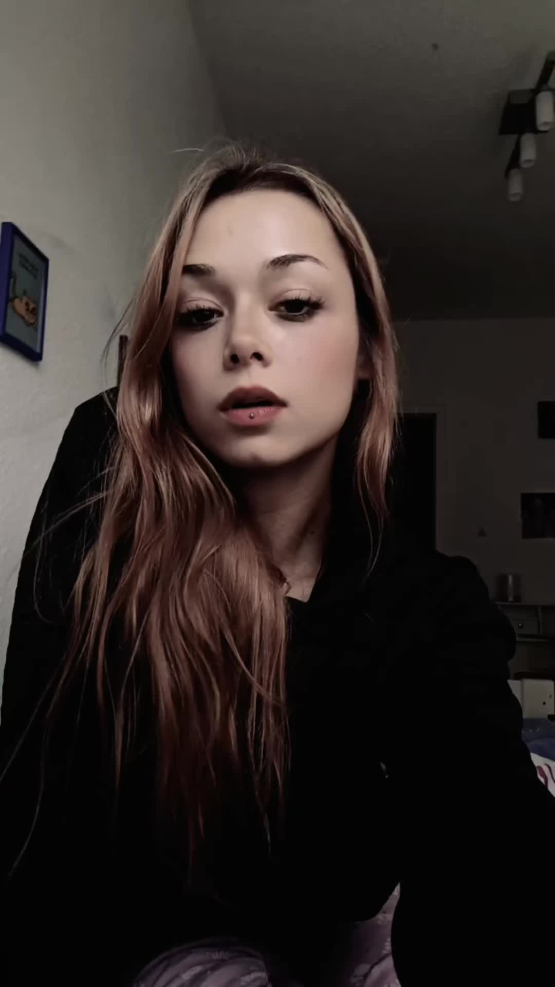 @Mistralix
