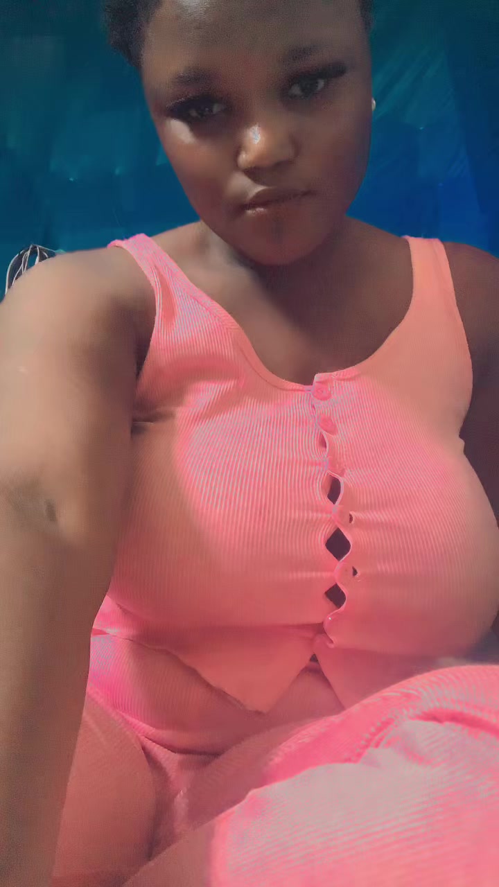 @Anikeade💕💕🥹