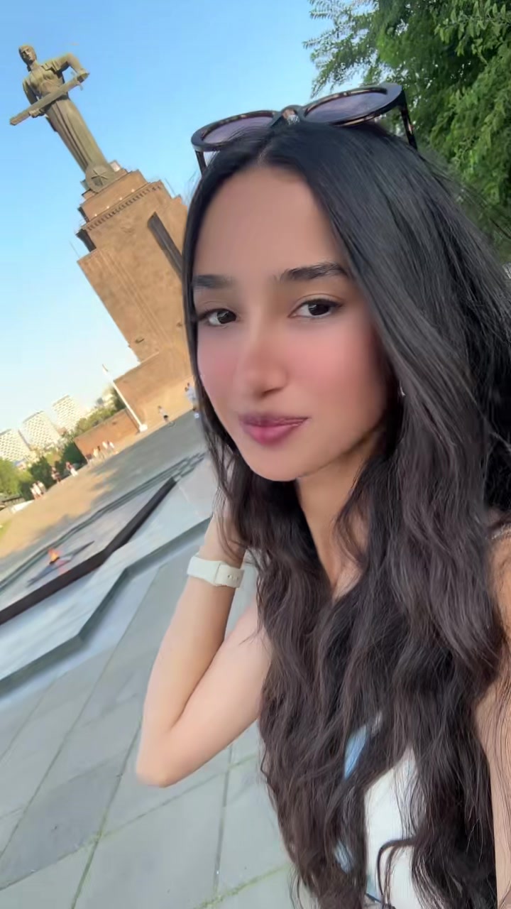 @ʀᴏᴢʜᴀɴ 🦢🎀