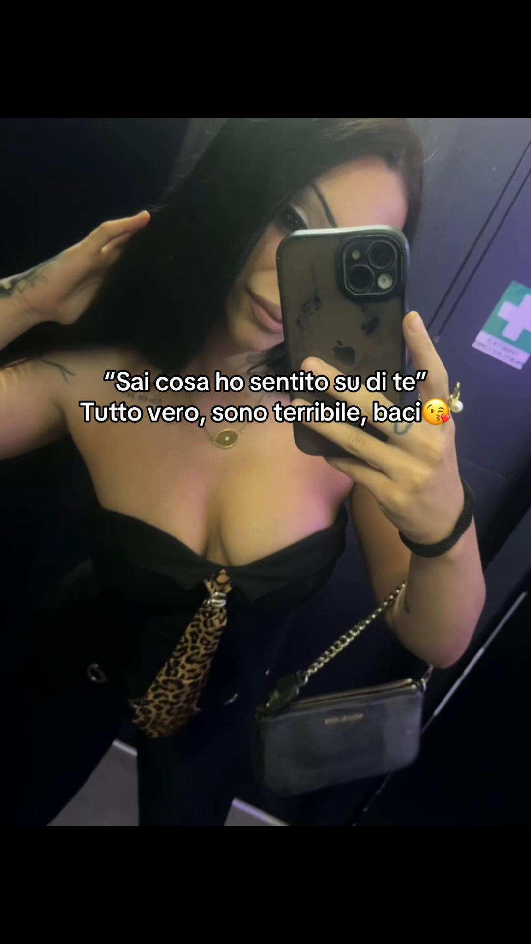 @Noemi🐍