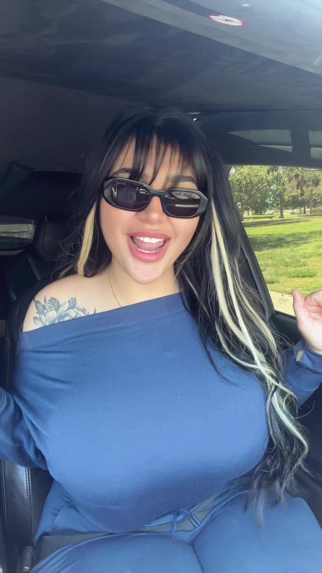 @LeDollSteph