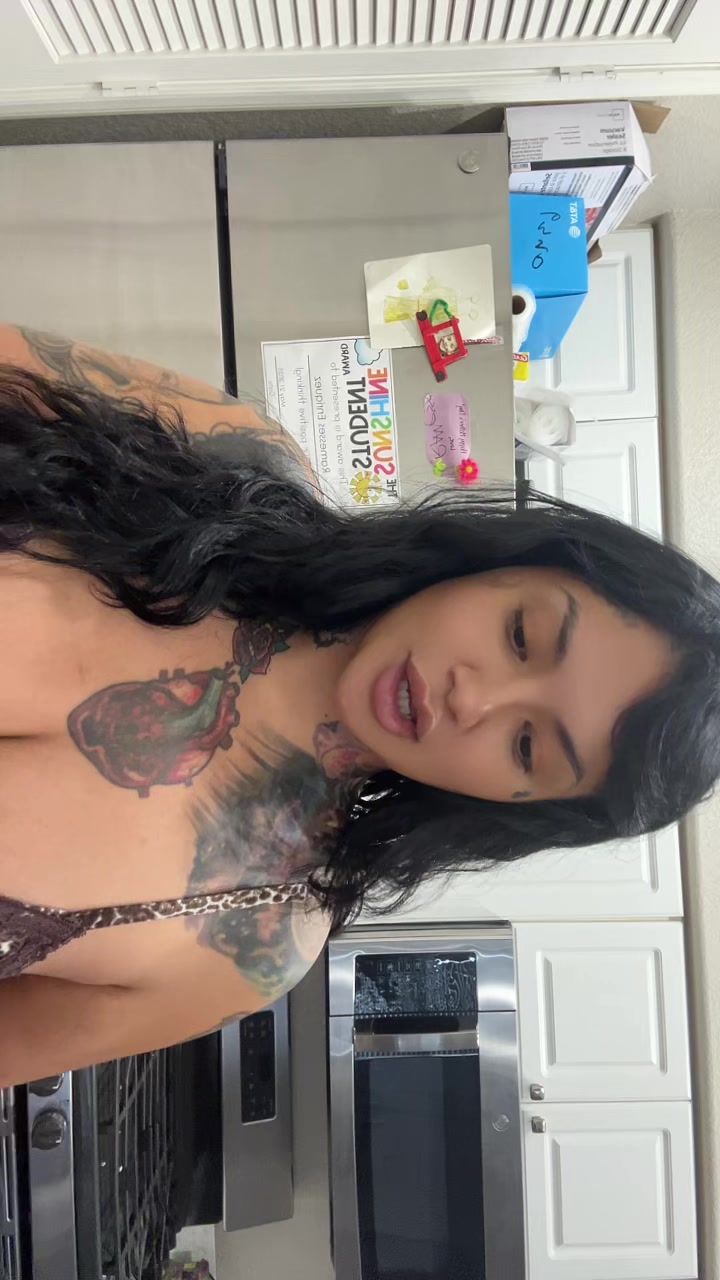 @ItsGiaaa🍒