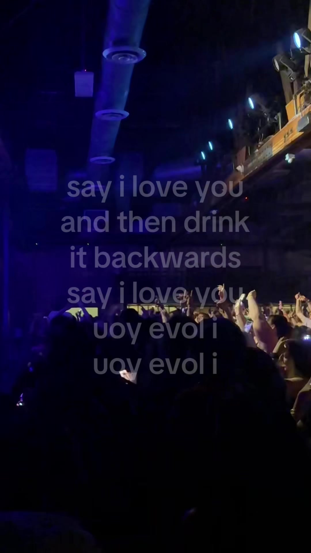 @izzy