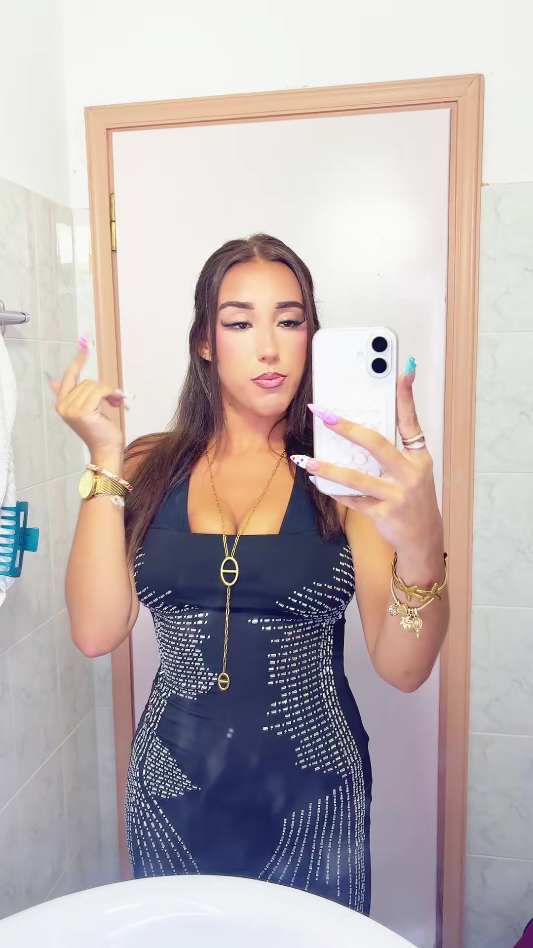 @_laura_zca