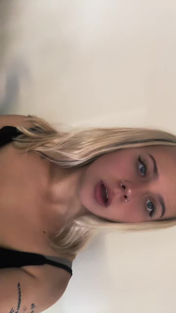@🍁☠️🚬