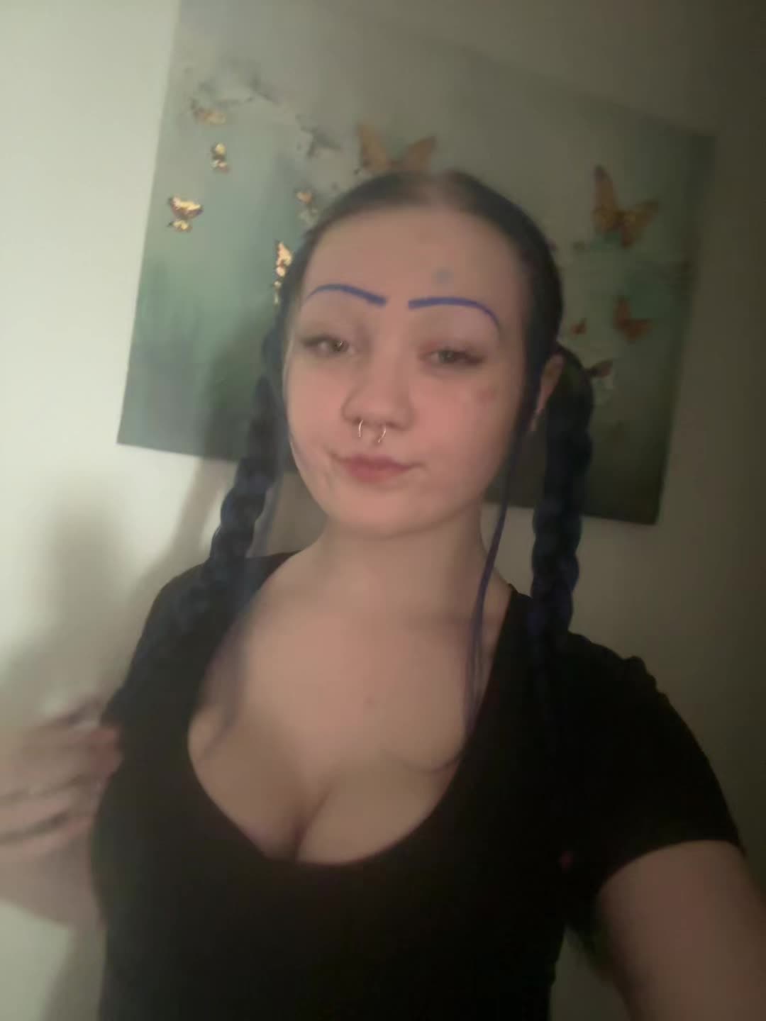 @Buzzballbriseis