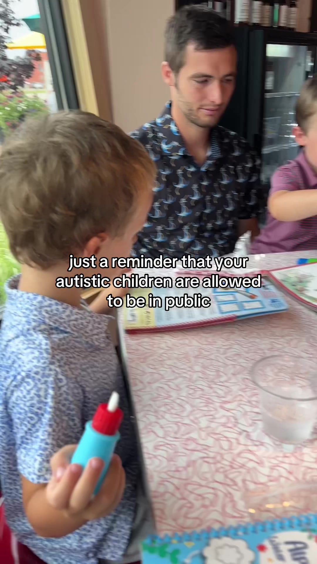 @Luci ☆ autism advocate & mom