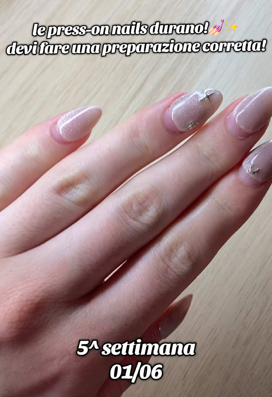@press-on nails by Starmoth✨