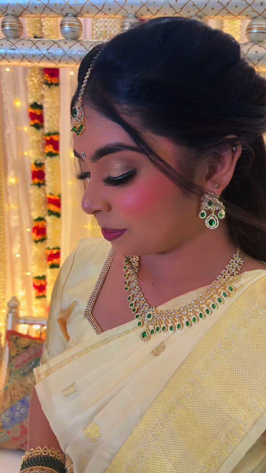 @Darshini