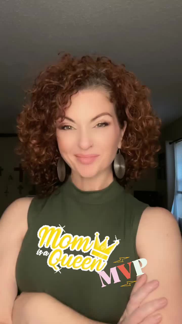 @Gina Marie 🧡