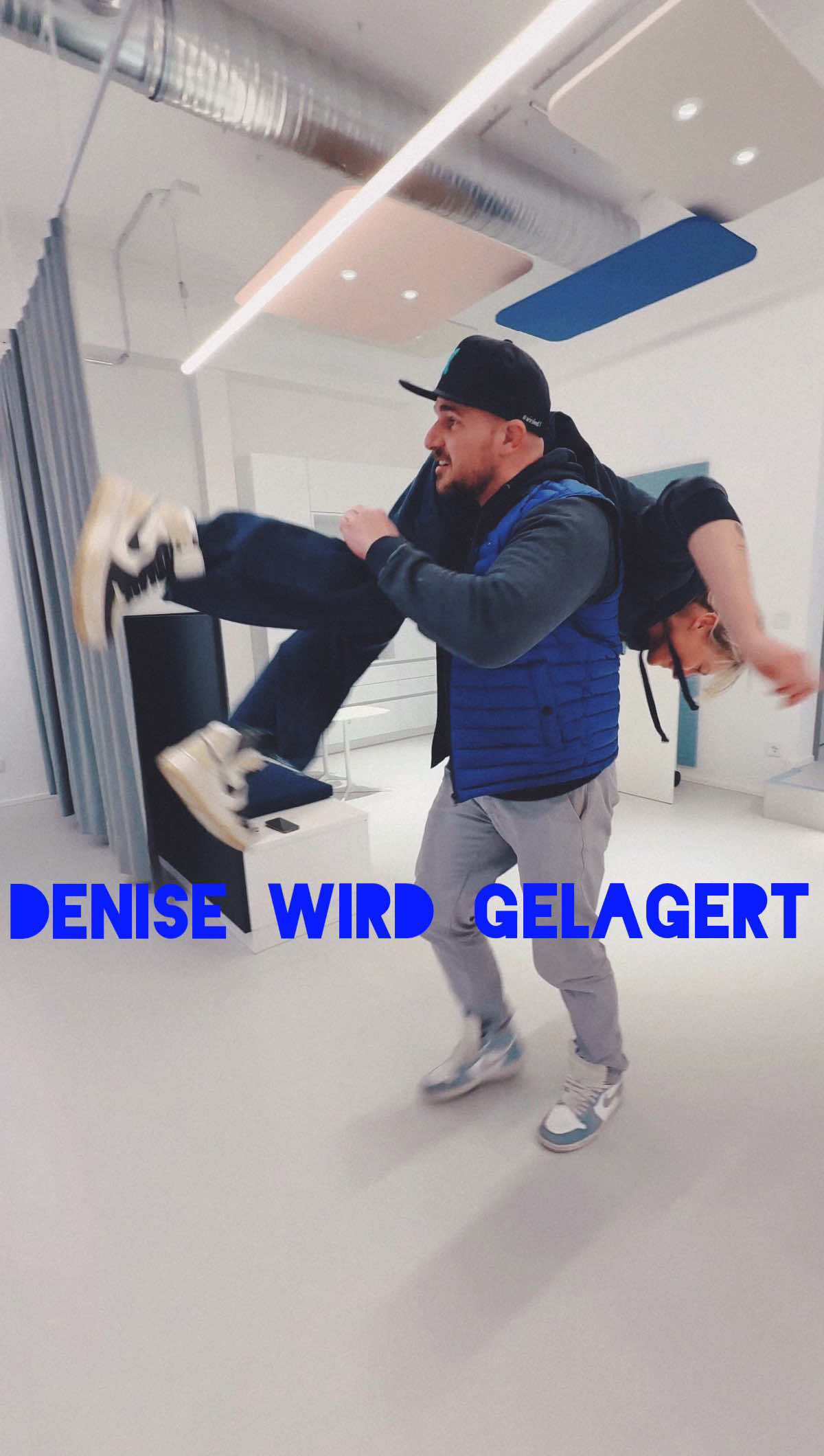 @X.Carstens