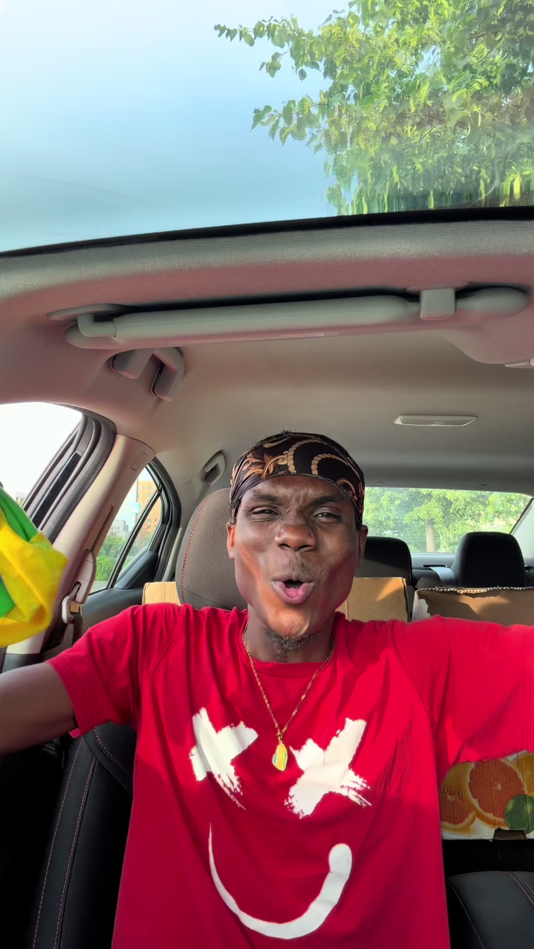 @Roy boogie 🇻🇨🇻🇨