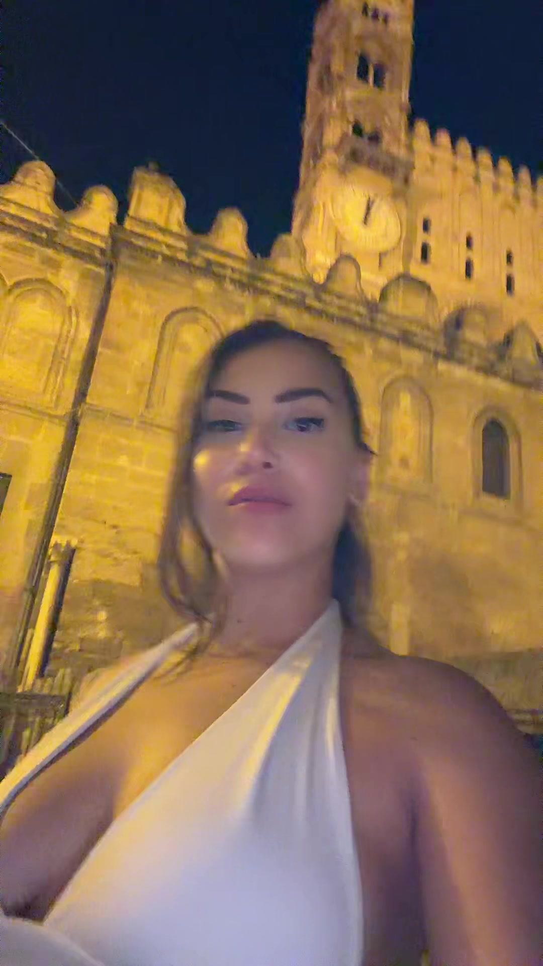 @Lucycoss