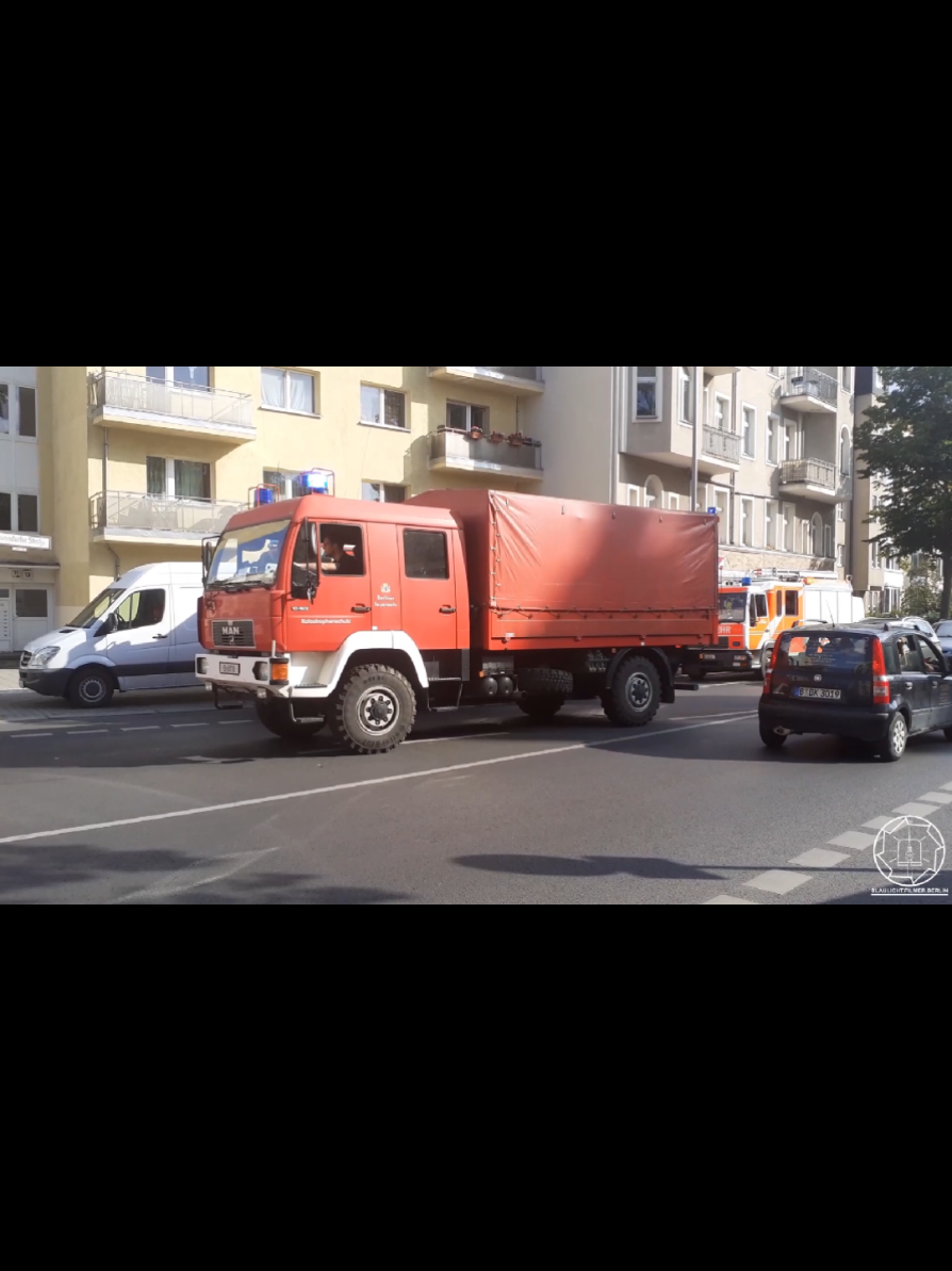 @Blaulicht.Filmer.Berlin