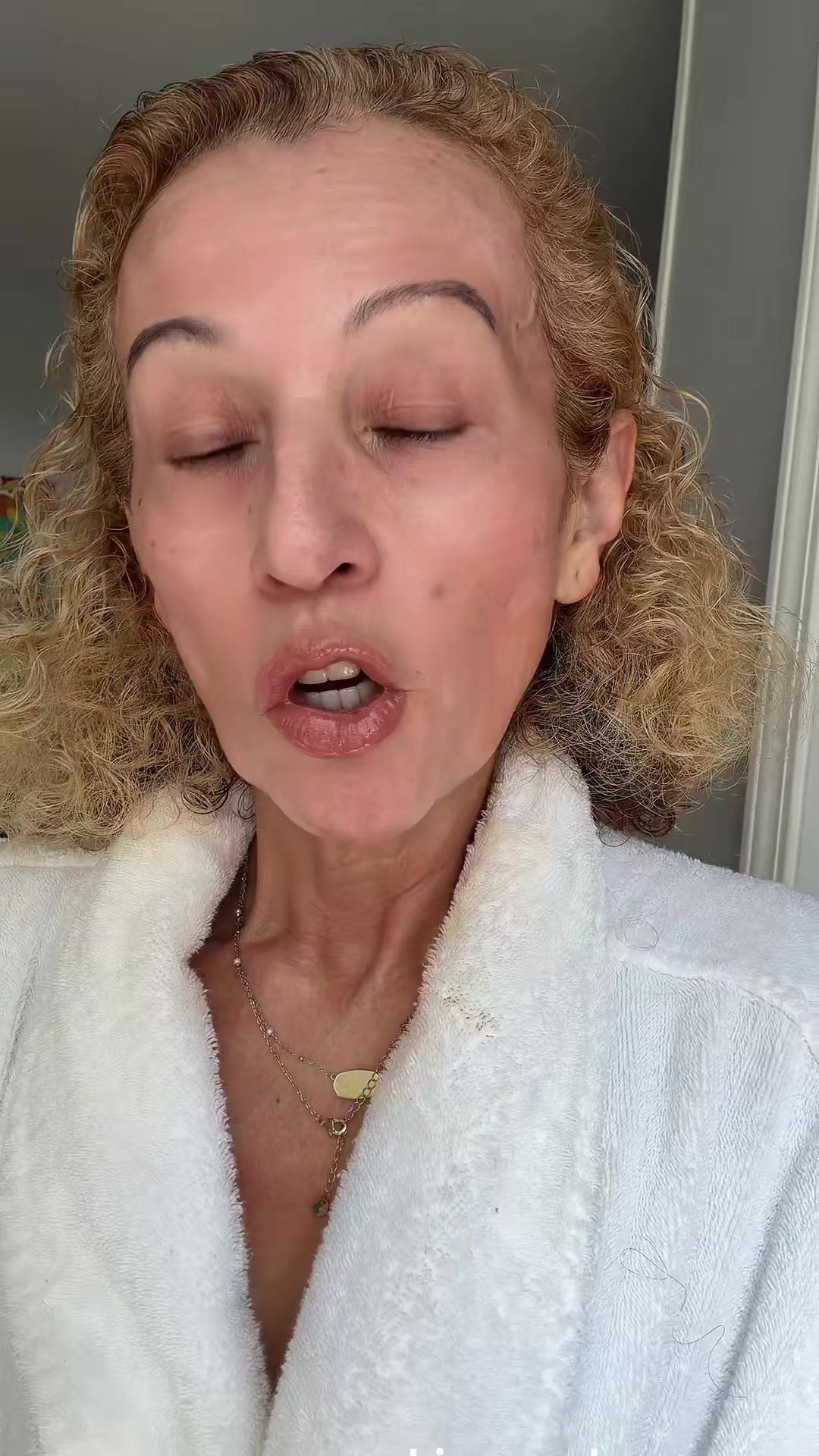 @delmyjulie