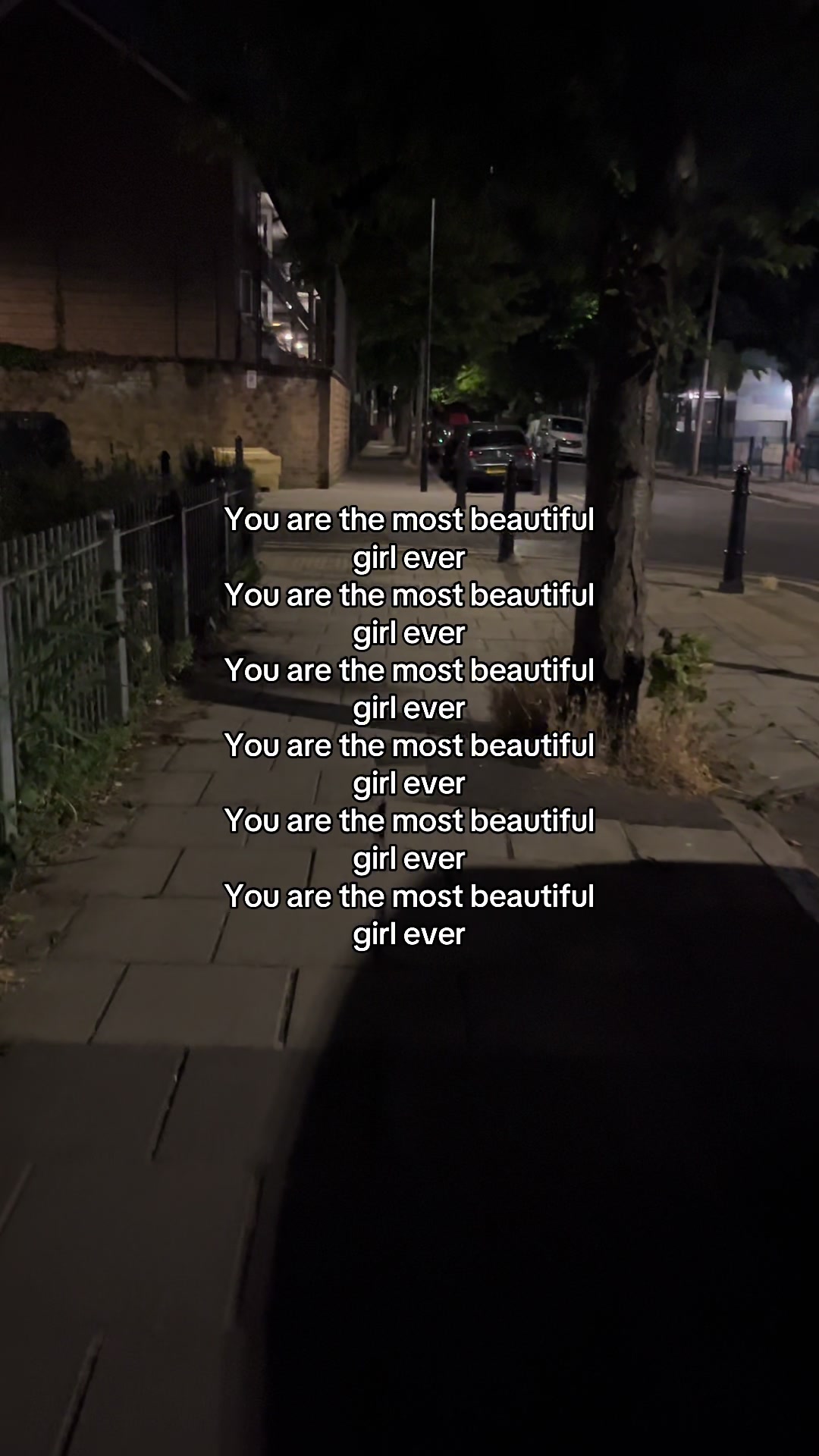 @✰