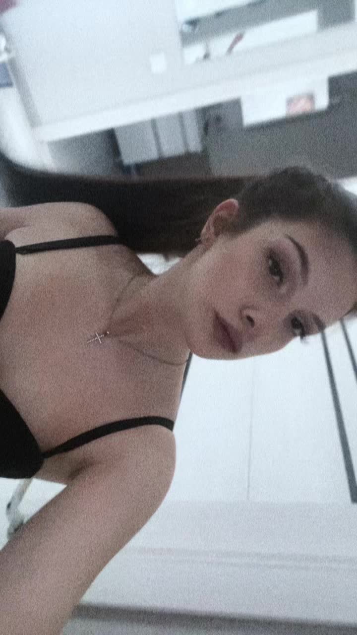 @u$