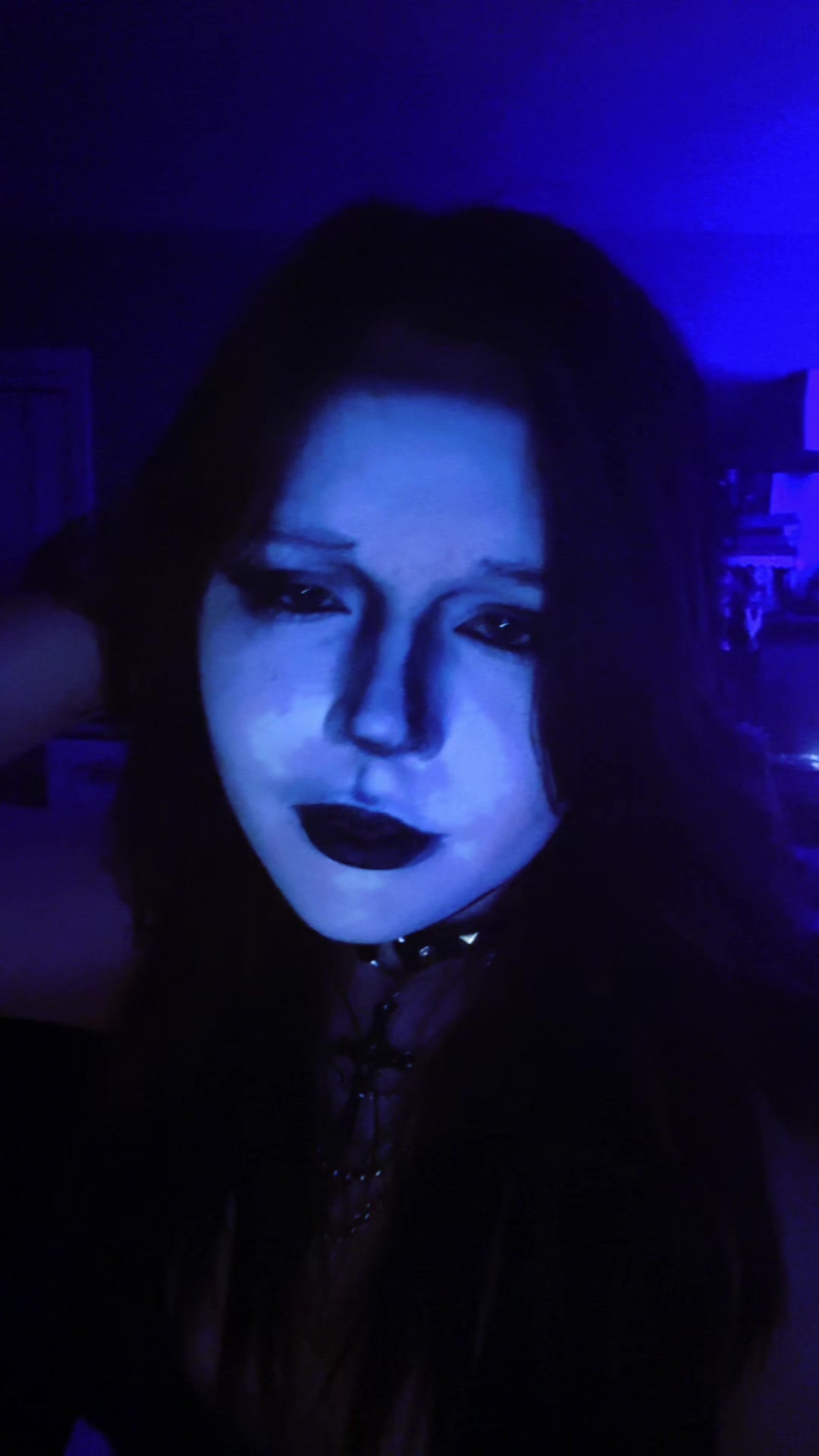 @Strawberry_short_b1tch