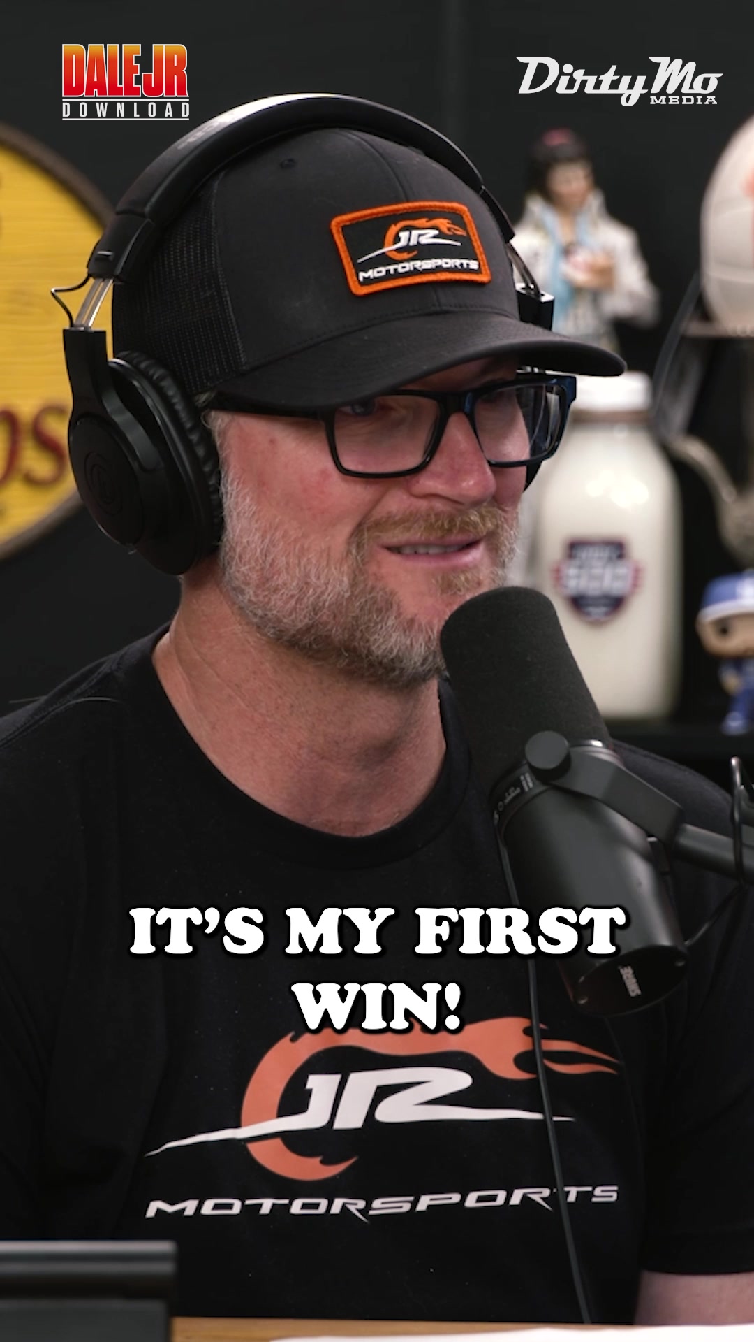 @Dirty Mo Media